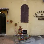 Hotel La Terrazza Di 2*
