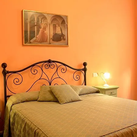 Hotel La Terrazza Di 2*