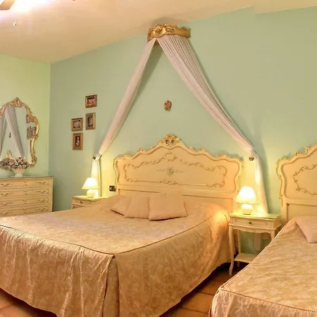 Hotel La Terrazza Di 2*